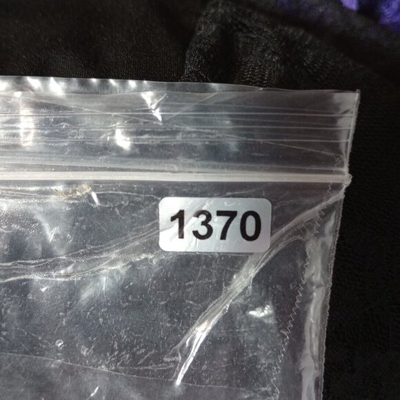 Dare To Wear Purple/Black Lace Up Bell Lace Sleeve Gothic Top Women's Size M NEW - Picture 15 of 15